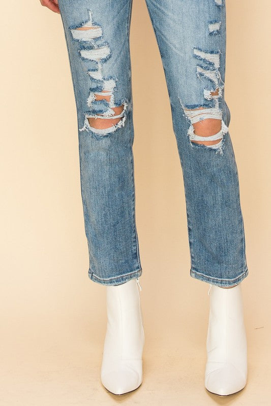 HIGH RISE STRETCH DISTRESSED MOM JEANS - Panther®